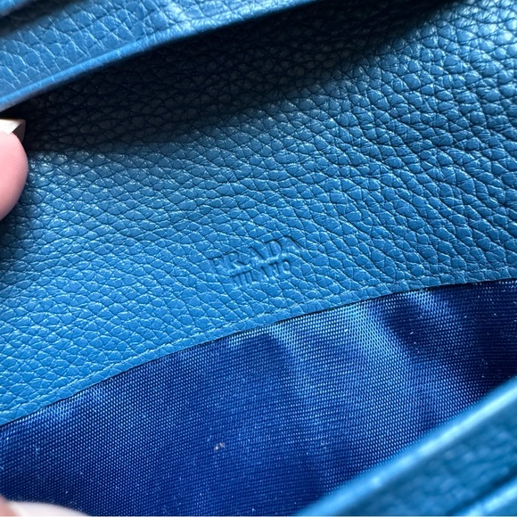 ❤️LAST CHANCE❤️ Prada Blue Saffiano Leather Snap ID Holder Long Wallet (w/ COA) - Picture 8 of 15